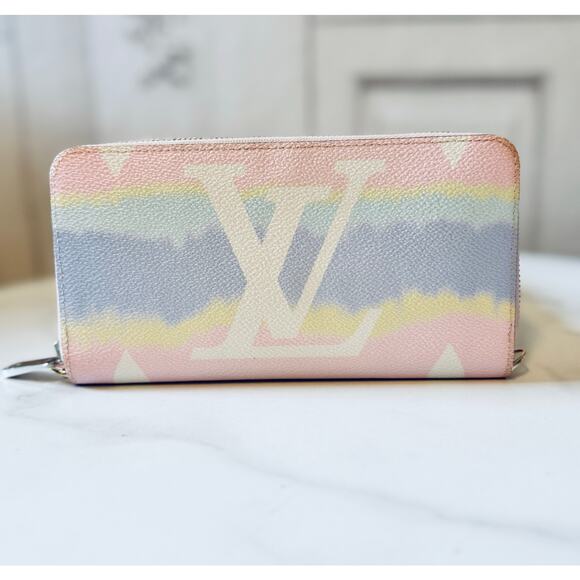 Louis Vuitton Monogram Escale Zippy Wallet Pastel - Picture 4 of 8